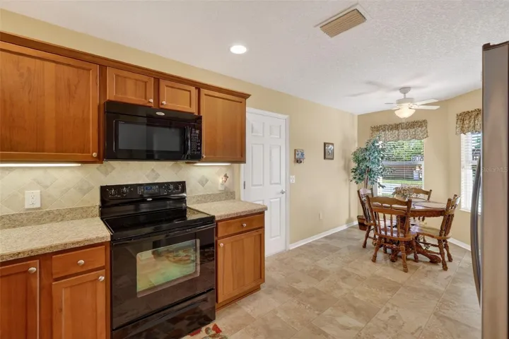 Kitchen pic 5