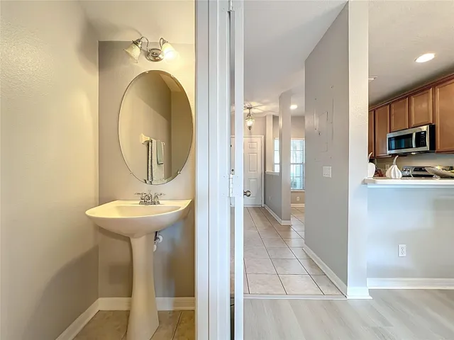 1170