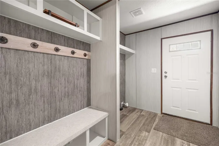 Mud/Laundry Room