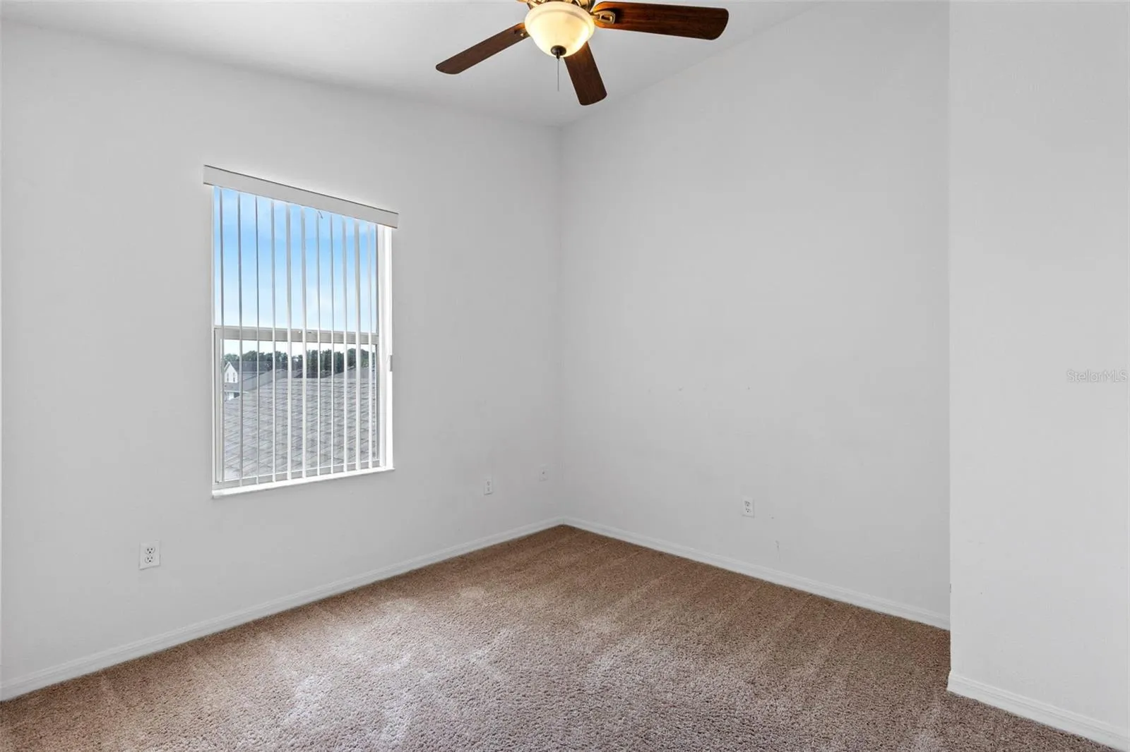 Upstairs bedroom 2