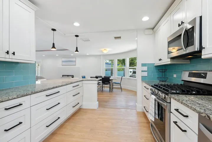 kitchen toward dining room