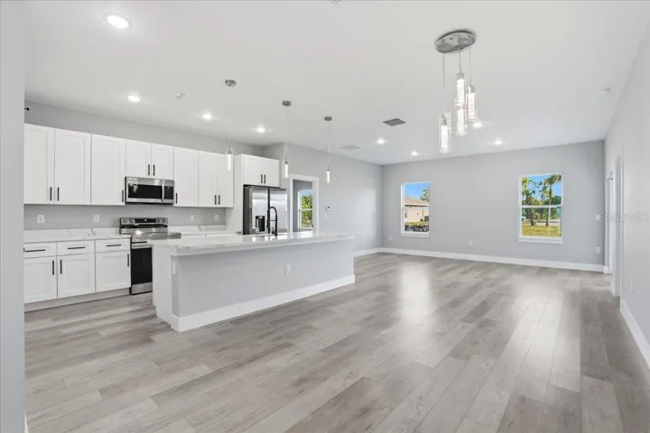Living/dining room