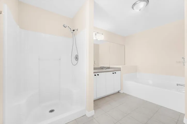 Luxurious Garden Soaking Tub