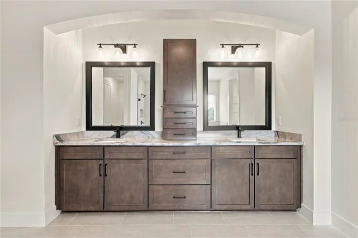 Owner's Bath