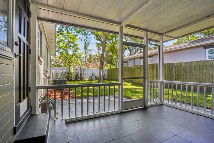 1816 Weltin Back Porch