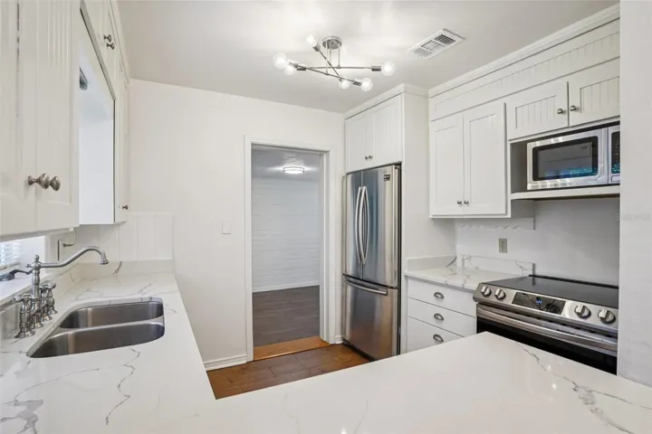 1816 Weltin Kitchen