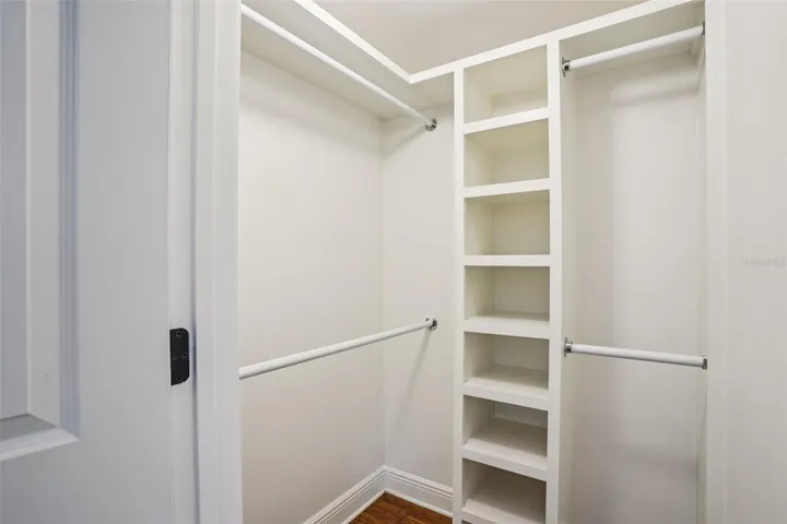 1820 Montana Walk-in Closet
