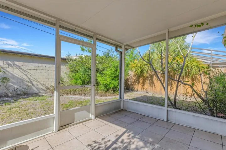 Enjoy morning coffees on your tiled lanai