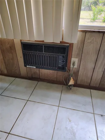AC in back lanai
