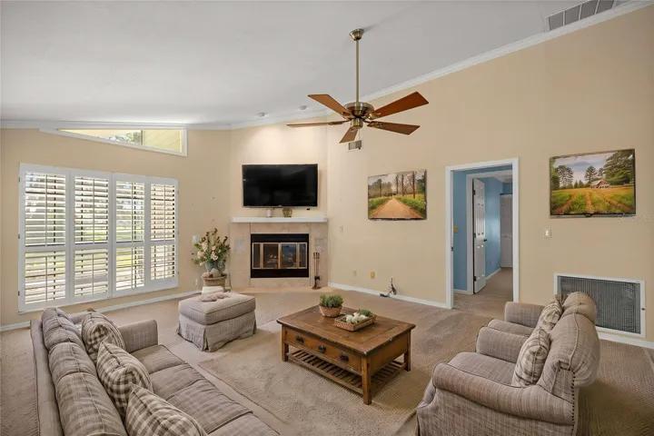 Family room VR