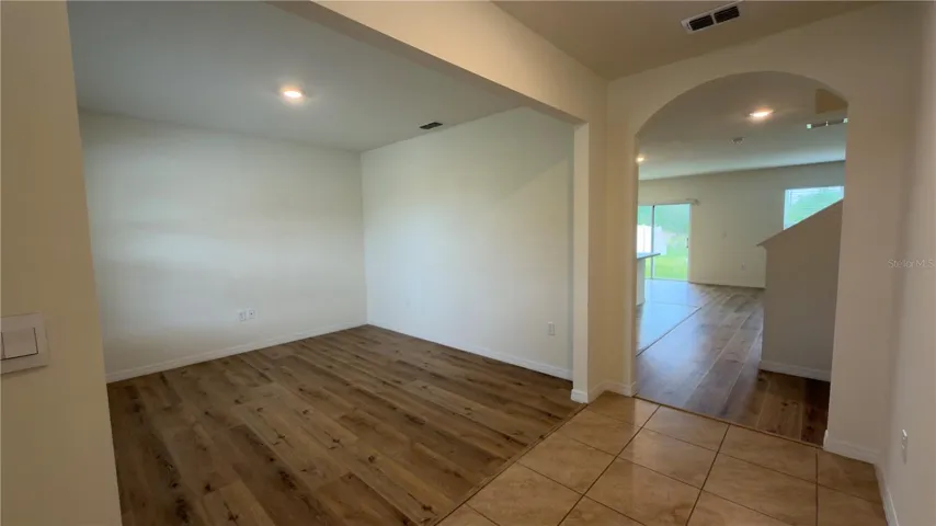 Flex room
