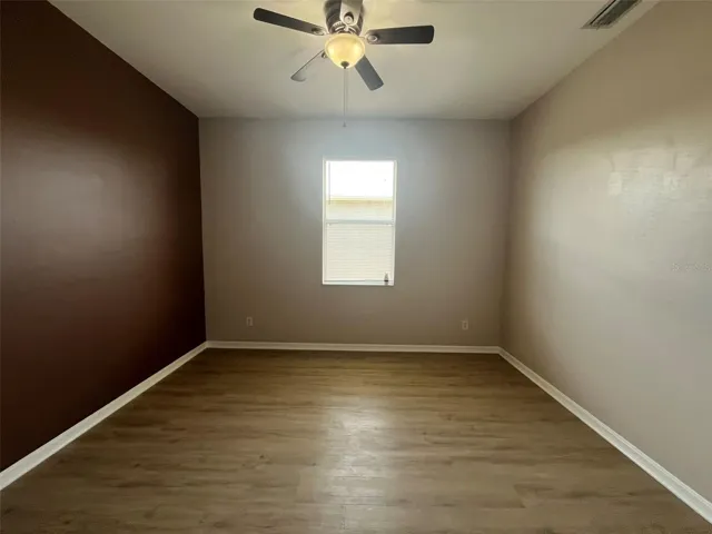 Den