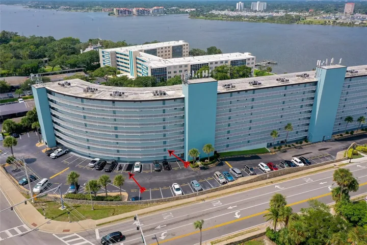 Detailed exterior view indicating the unit’s position within the building for added clarity and orientation.