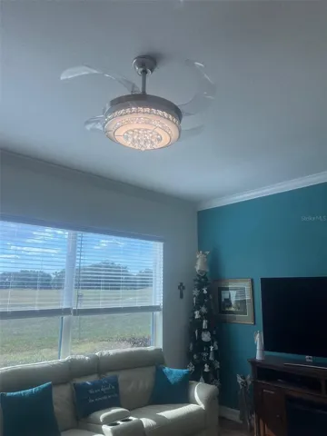 Chandelier-ceiling fan