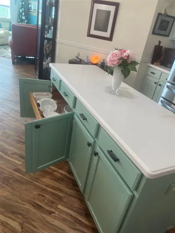 Island pull out drawer