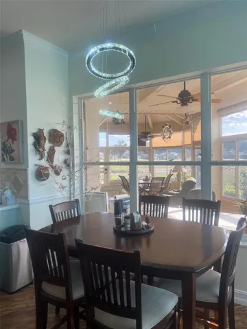 Dinette lighting