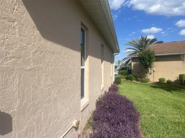 Side shrubbery