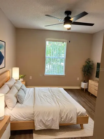 Virtually staged