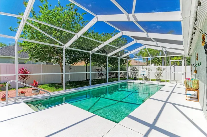 Beautiful Pool Home in Parkside!