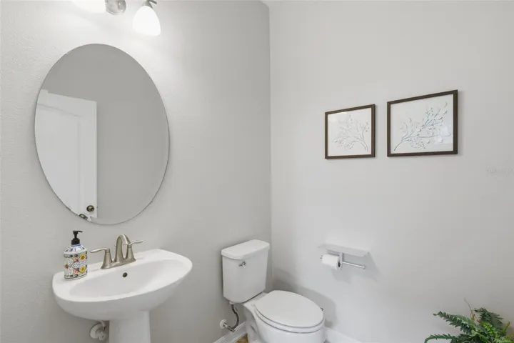 Downstairs 1/2 bath