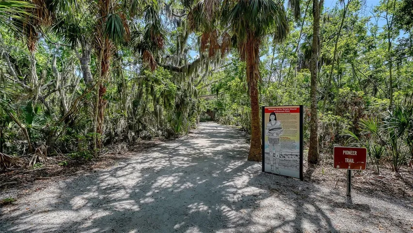 Pioneer Trail in Emerson Point