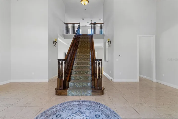 Foyer & Stairway
