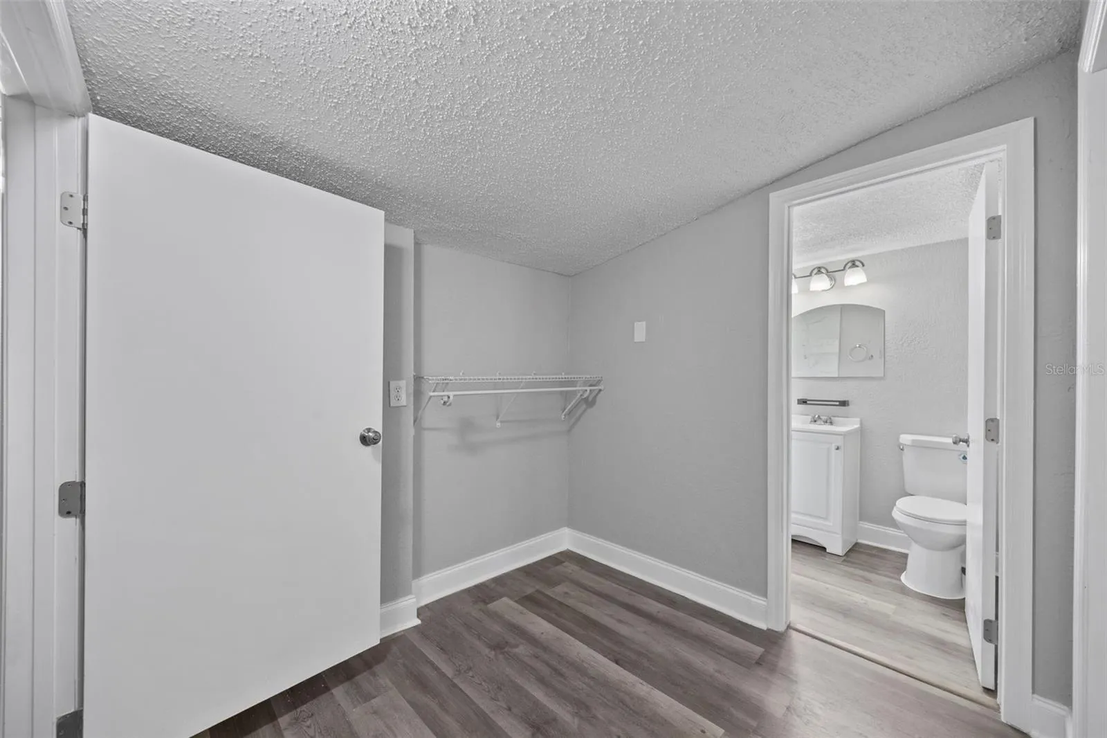 Laundry room/Storage Closet