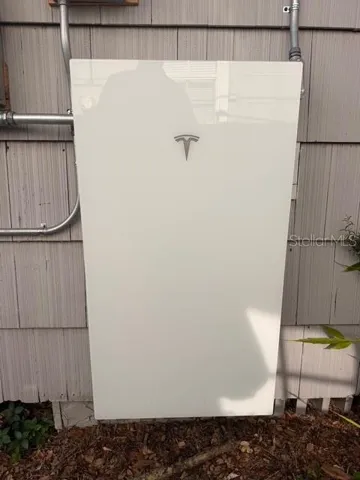 Tesla Gateway 3