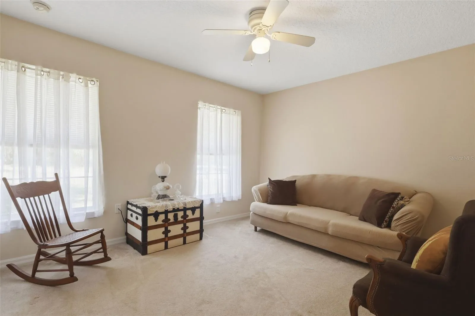 Guest bedroom