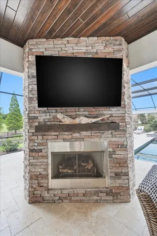 Gas Fire place.
