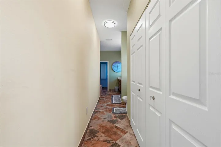 primary en suite bath