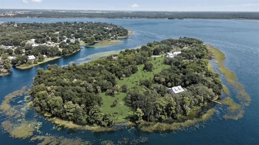 BANNON ISLANDAERIAL SOUTH EASTERN  PERSPECTIVE  L4961212