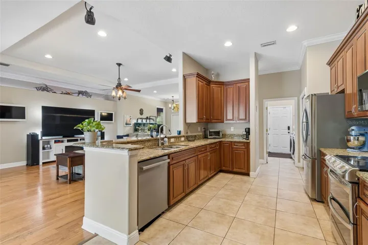 Granite counterops and new stainless appliances (2025)!
