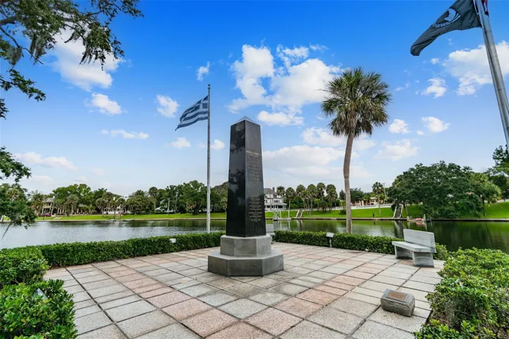 Craig Park, honoring local veterans who served in World War I, is a central area of Tarpon Springs and part of it's history.