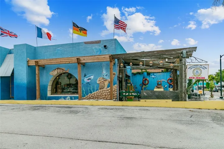 Welcome to Tarpon Springs Sponge Docks!