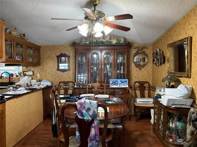 Main House: DR