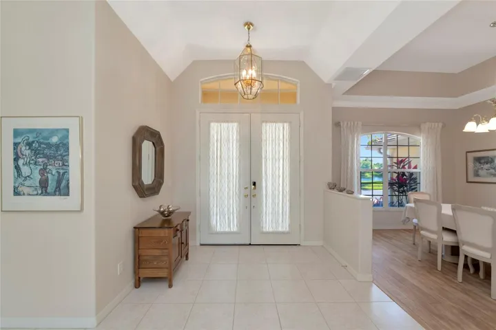 Double 8' tall French door entry, tray ceiling entry & dining.
