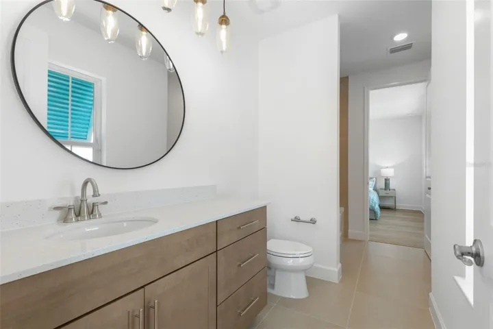 Jack-n-Jill Bath