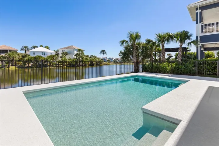 Private Pool &amp; Patio with Water Views
