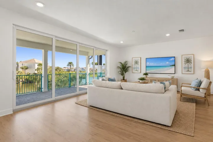 2nd Floor Entertainment Space