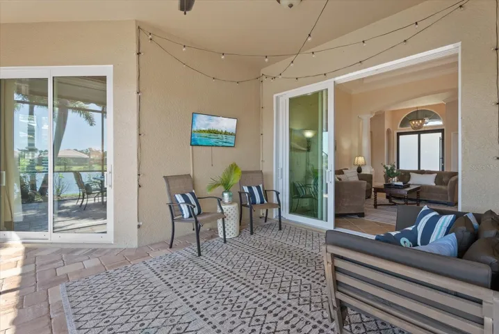 Large covered lanai space
