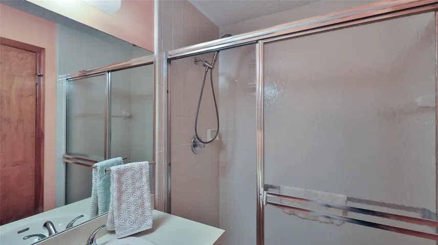 Mster Shower