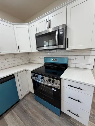 Range and microwave