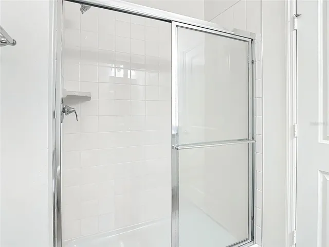 Full bathroom #3 first Floor