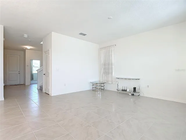 Welcoming Foyer & Living Room area
