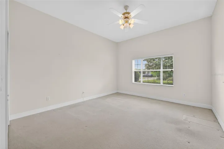 12 Foxfords Chase Bedroom 1