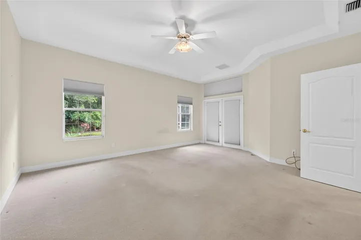12 Foxfords Chase Primary Bedroom