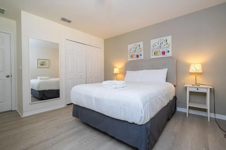 Bedroom 4 w/  in suite