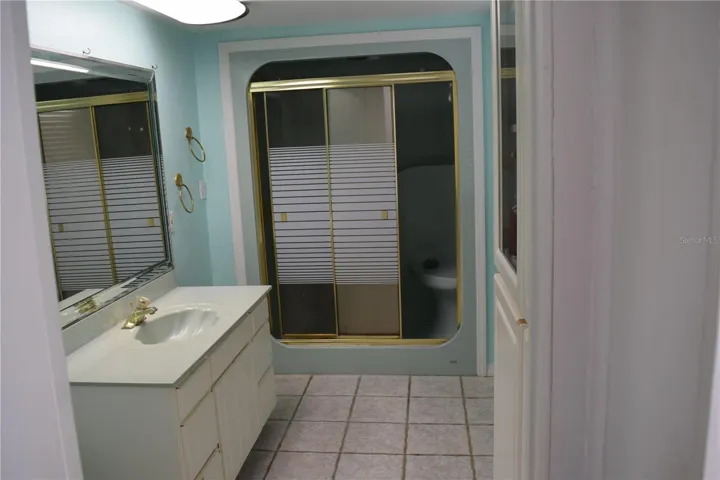 Primary bath