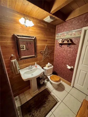 Guest Bath 2